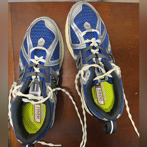 New Balance 1906 Sneakers (Size 9 Women’s) - Picture 4 of 8